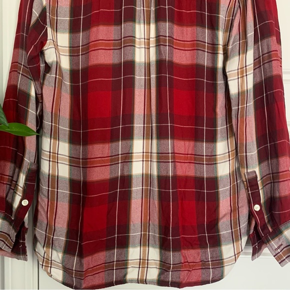 • [Levi’s] Red & White Plaid Flannel • - Picture 8 of 9